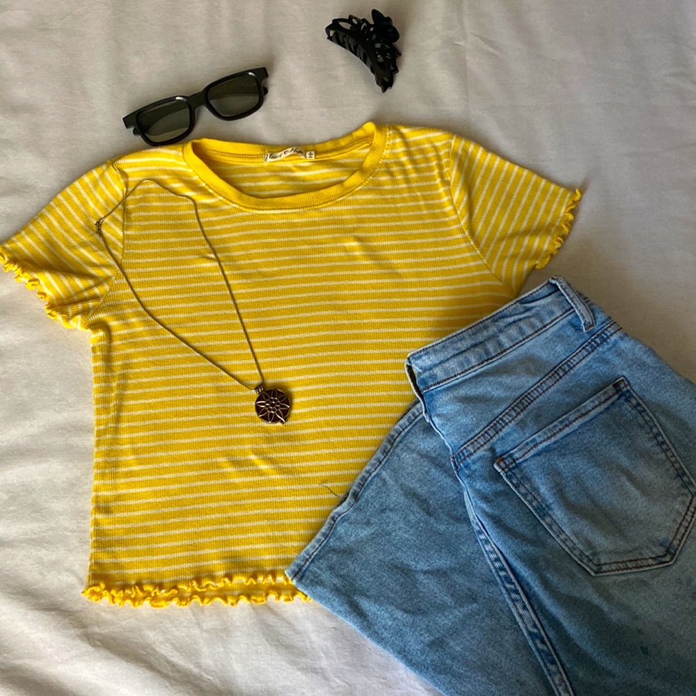 cute yellow heart and hips, crop top lettuce edge top.